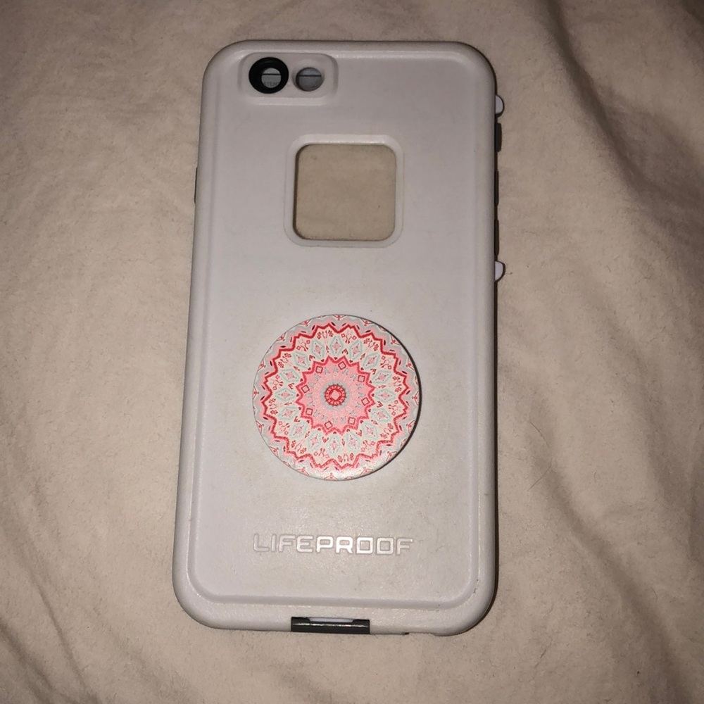 iPhone 6/7/8 life proof case